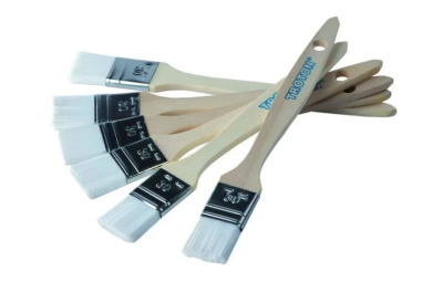 Flat nylon brush